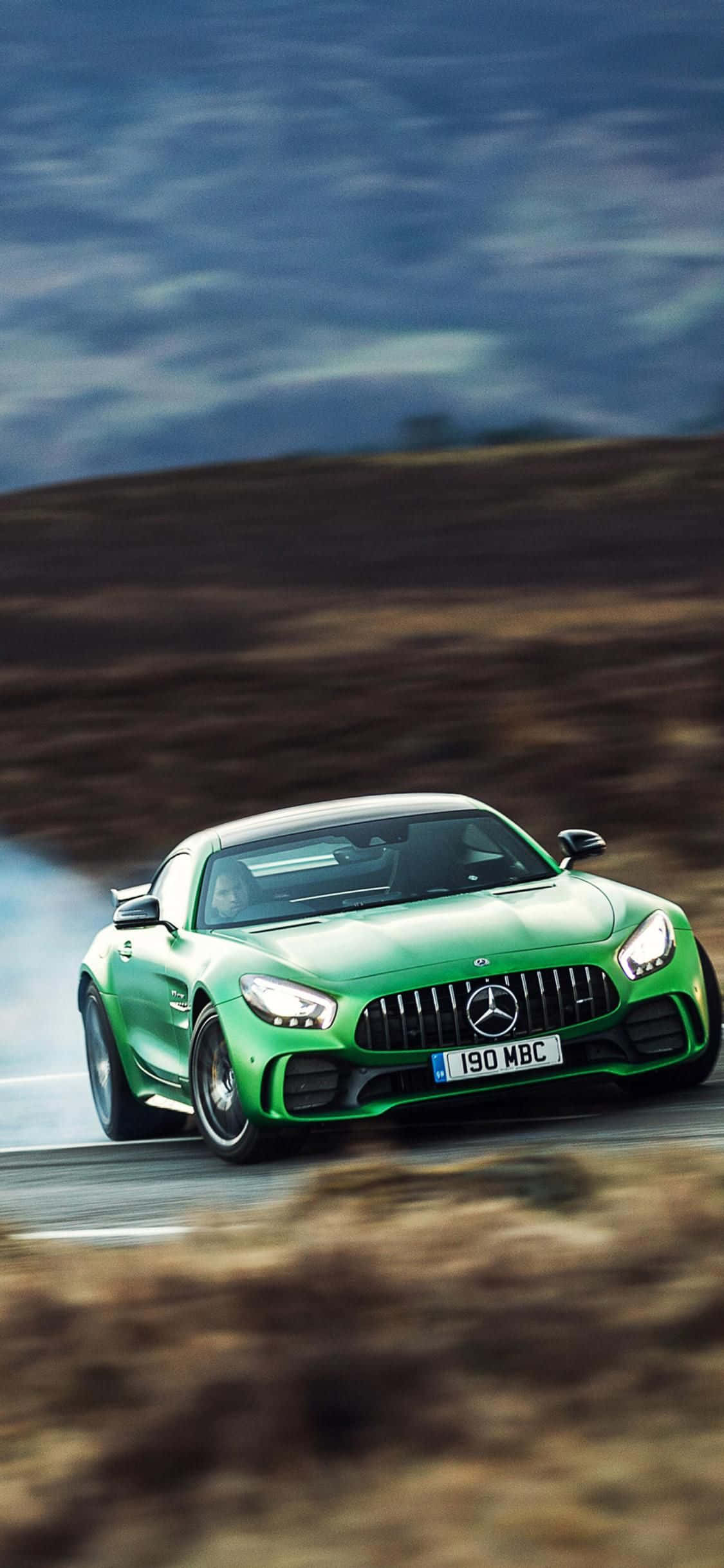 Зелен GT iPhone Xs Mercedes Amg фон Тапет