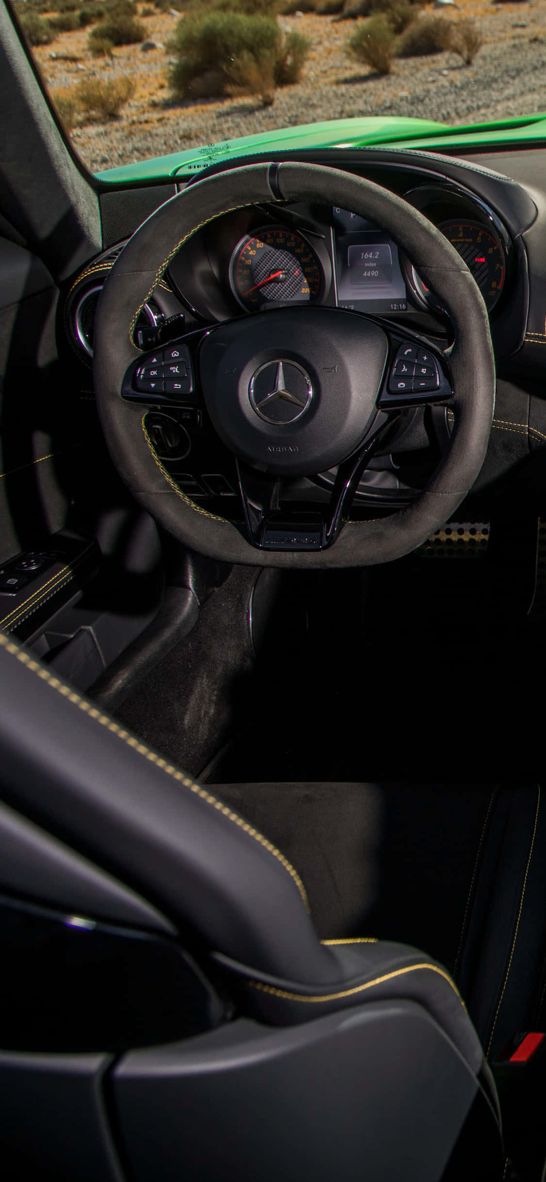 Интериор на спортивна кола Android Amg Gt-r фон Тапет