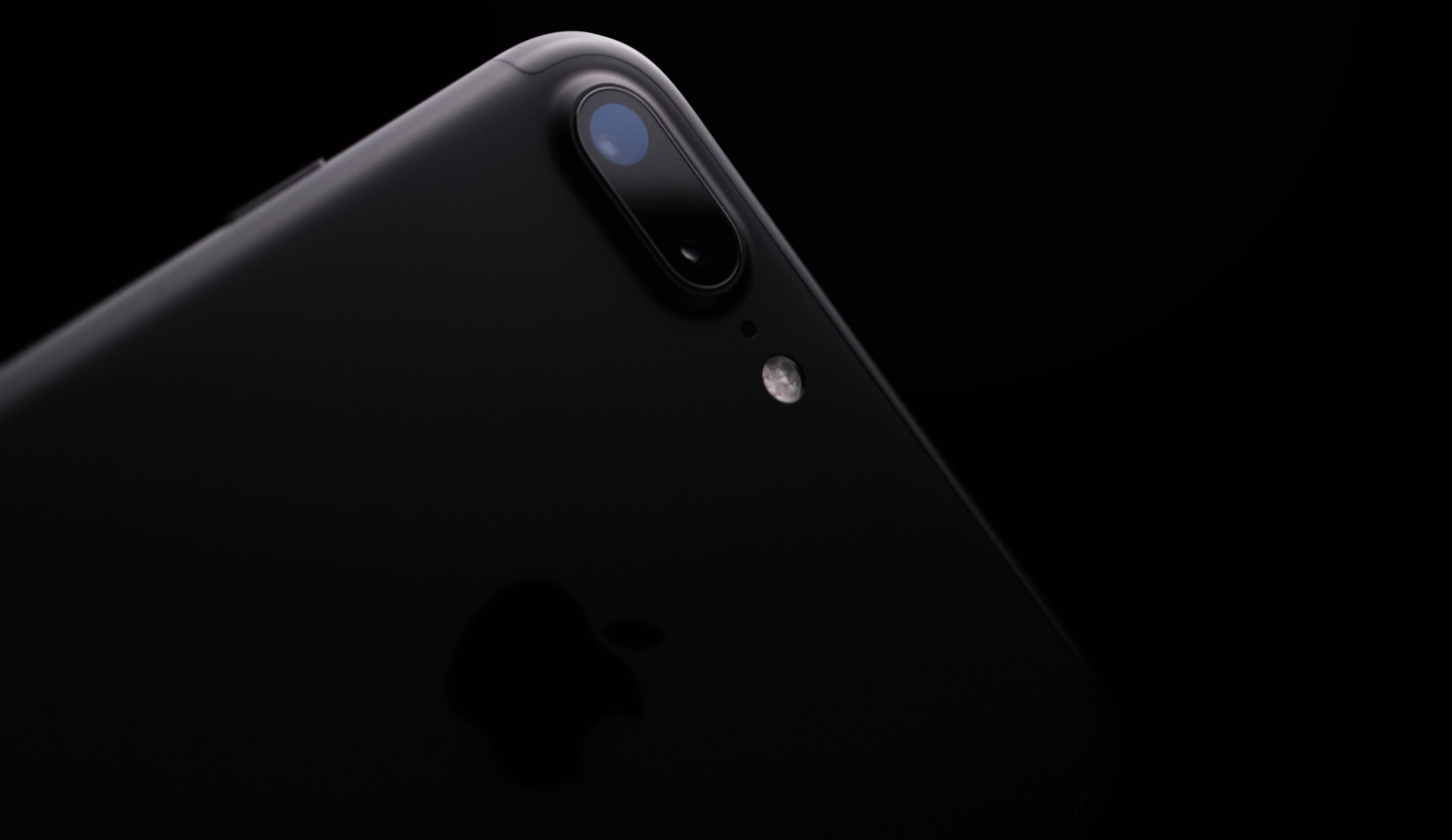 Камера на iPhone 8 Тапет