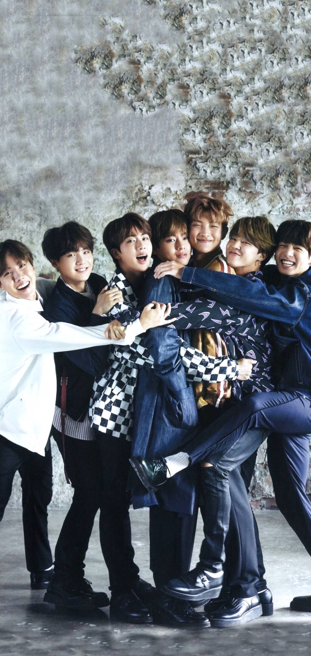 Нежна BTS Заключващ Екран Тапет