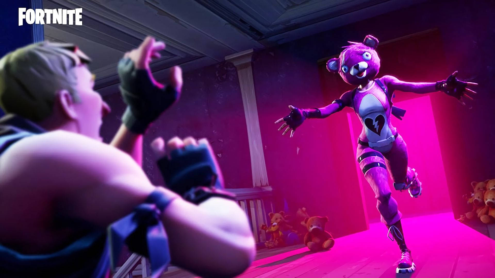 Розово плюшено мече тича към мъжки герой Fortnite HD тапет.
