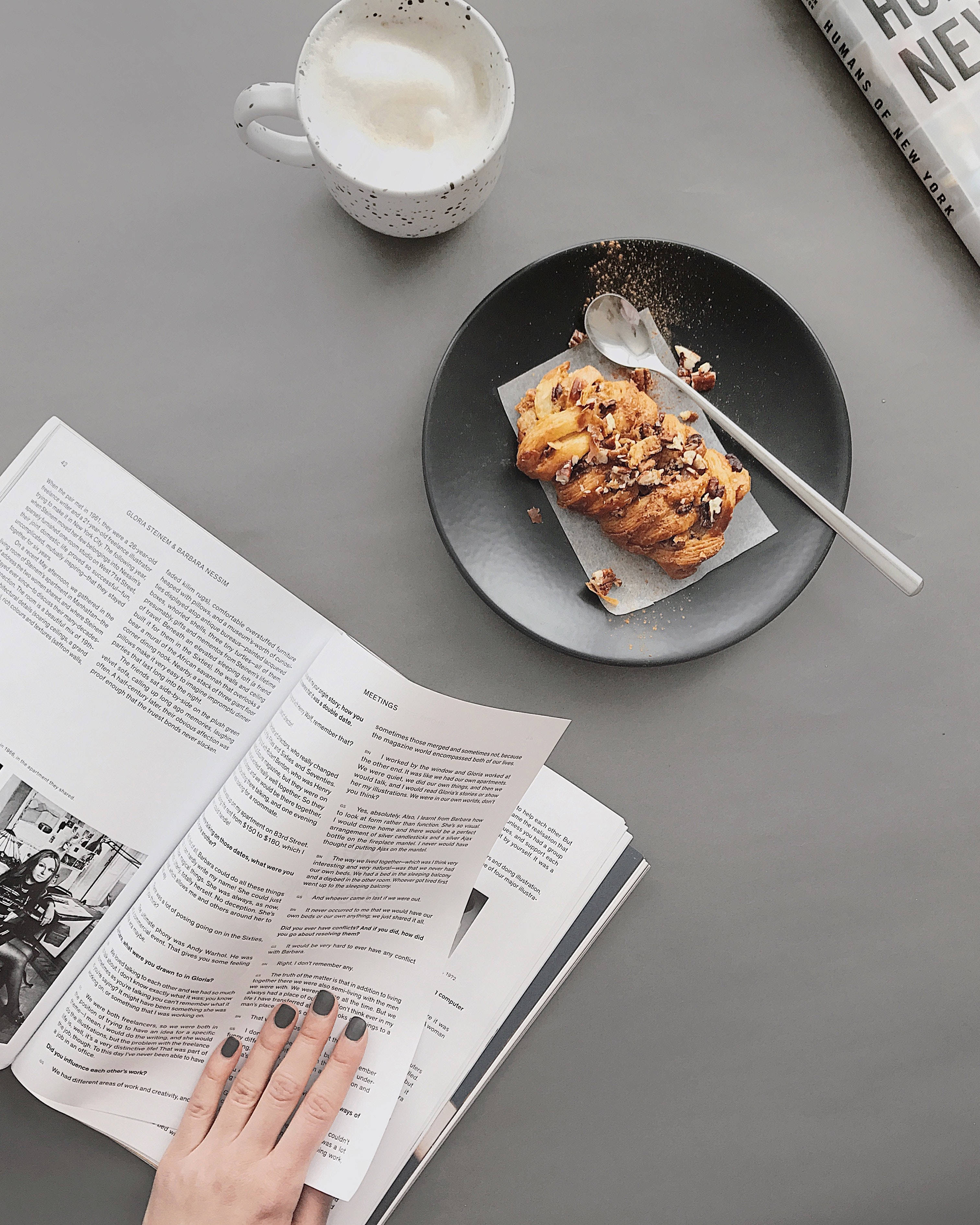 Препи естетика книга сладкиш Тапет