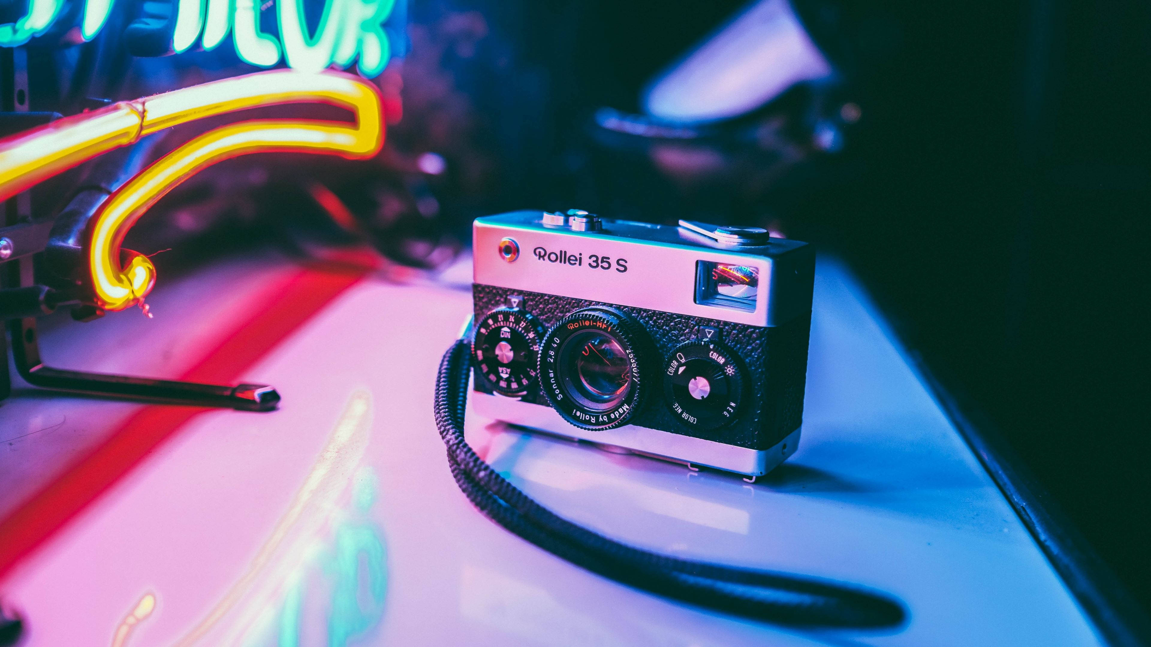 Ретро естетика Rollei филм камера Тапет
