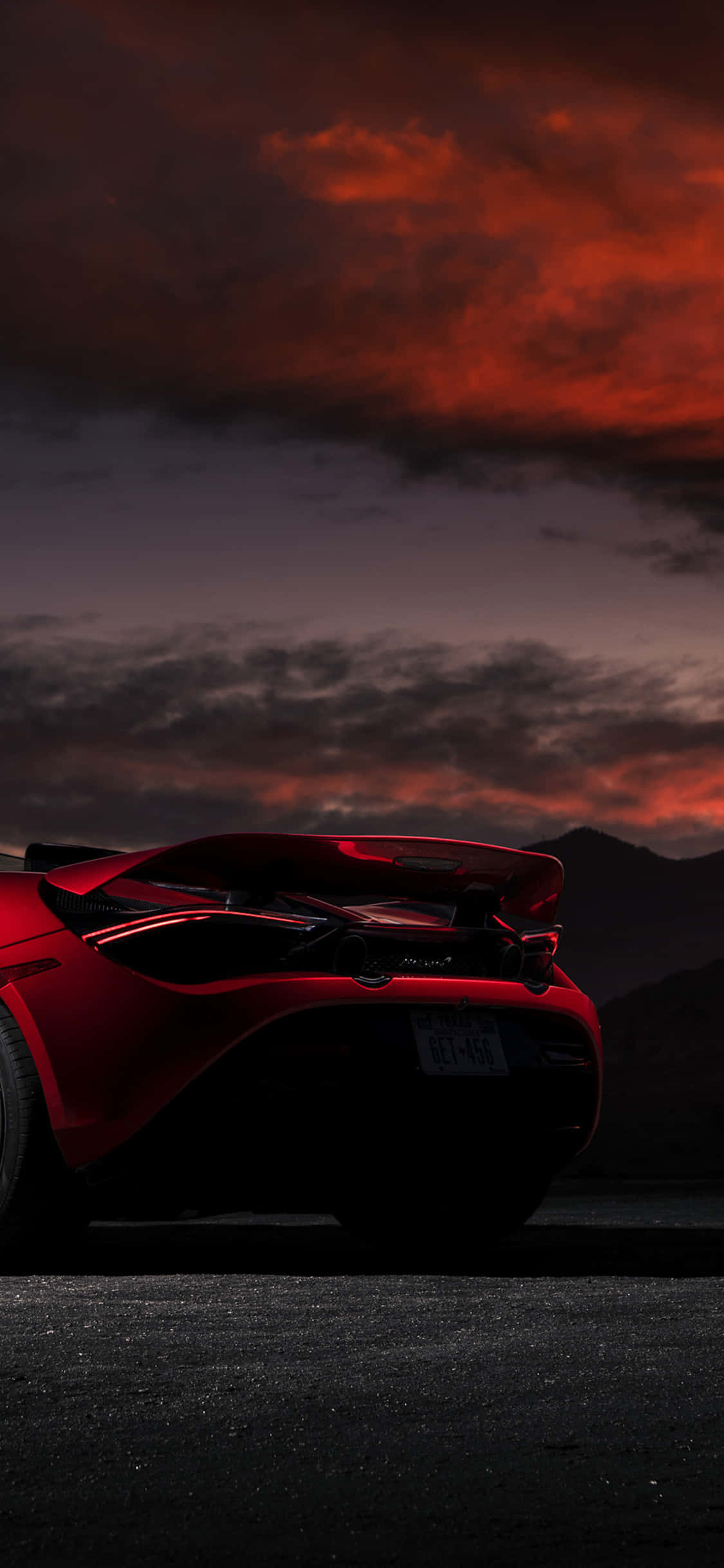 Настроен за скорост и стил, iPhone Xs McLaren 720s Тапет