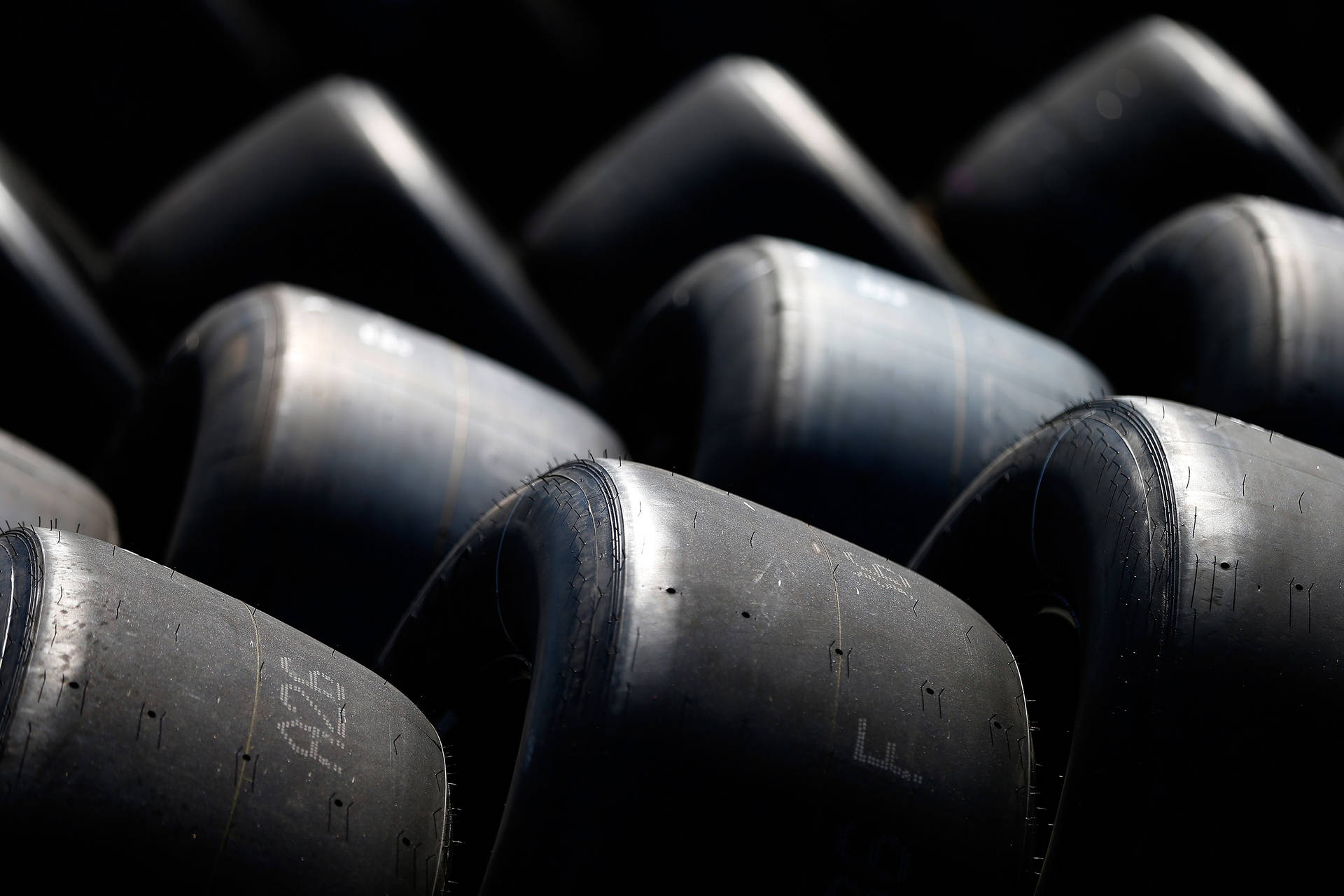 Състезателни гуми Goodyear Motorsport