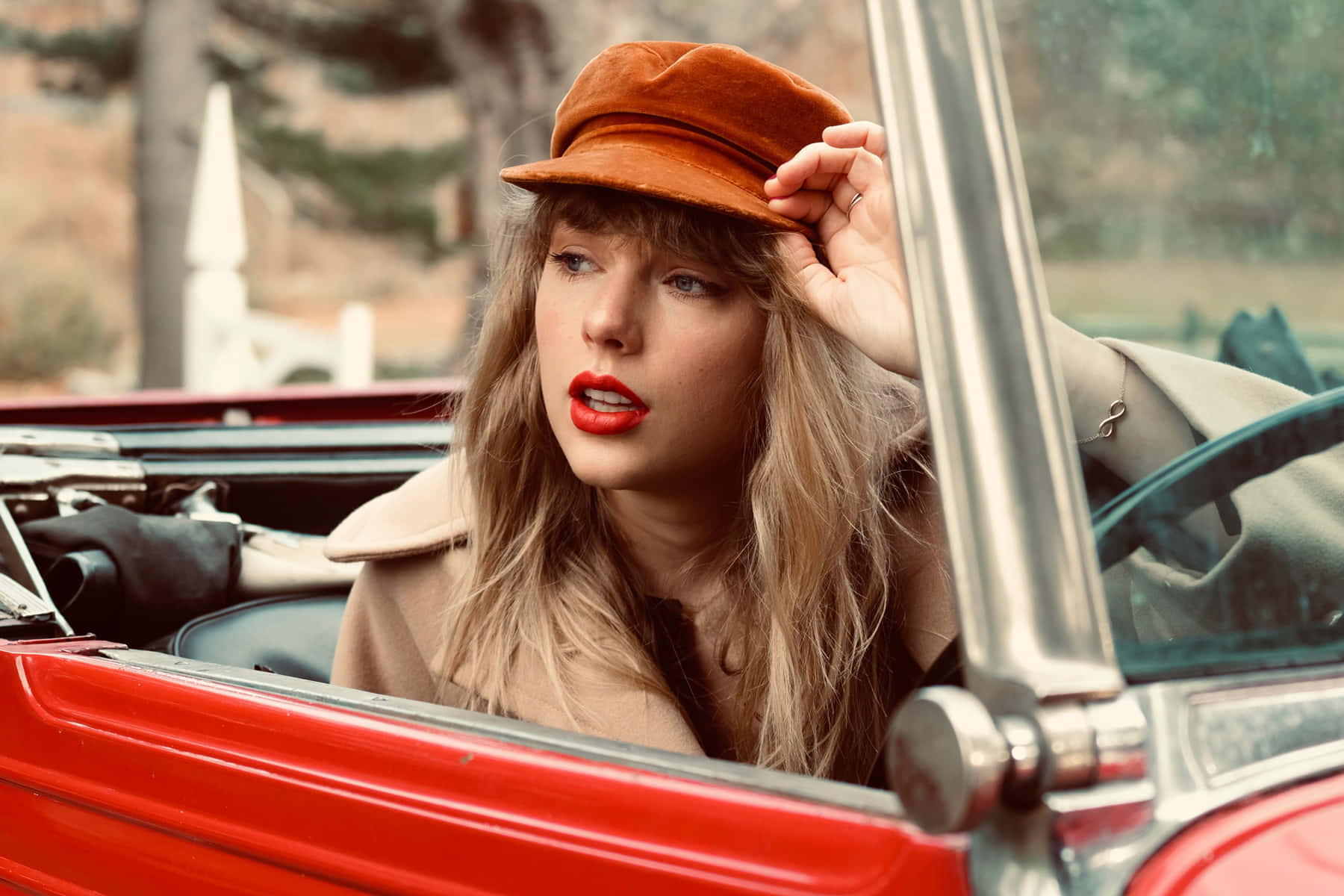 Red Taylors Version — Тейлър Суифт Тапет