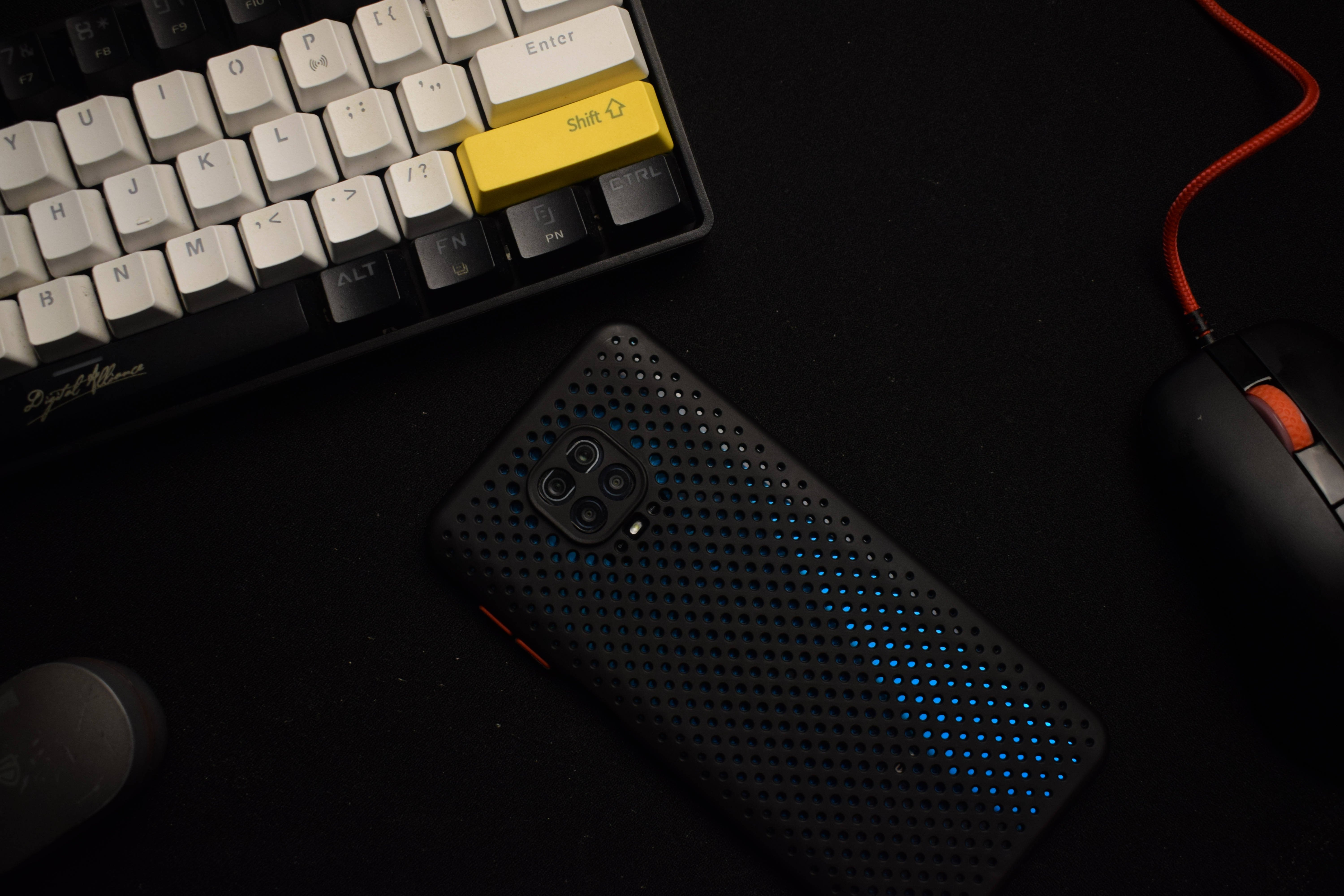 Телефон Xiaomi с клавиатура Тапет
