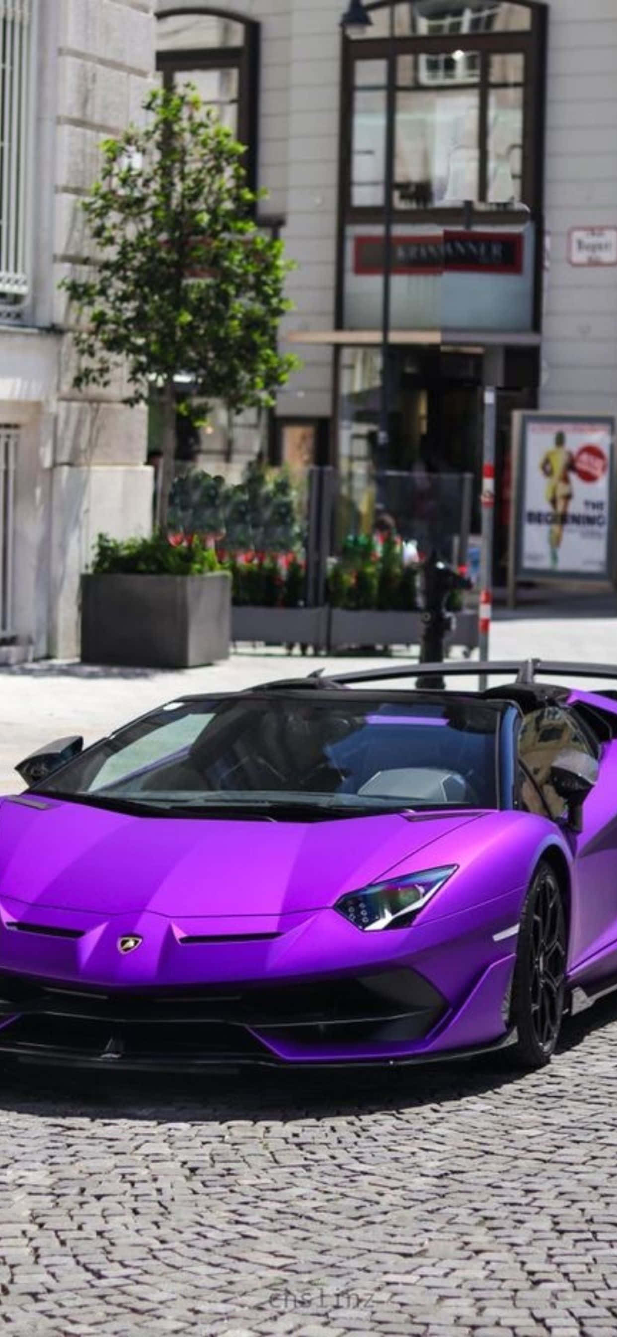 Фон за iPhone XS Max Lamborghini Purple Aventador Тапет