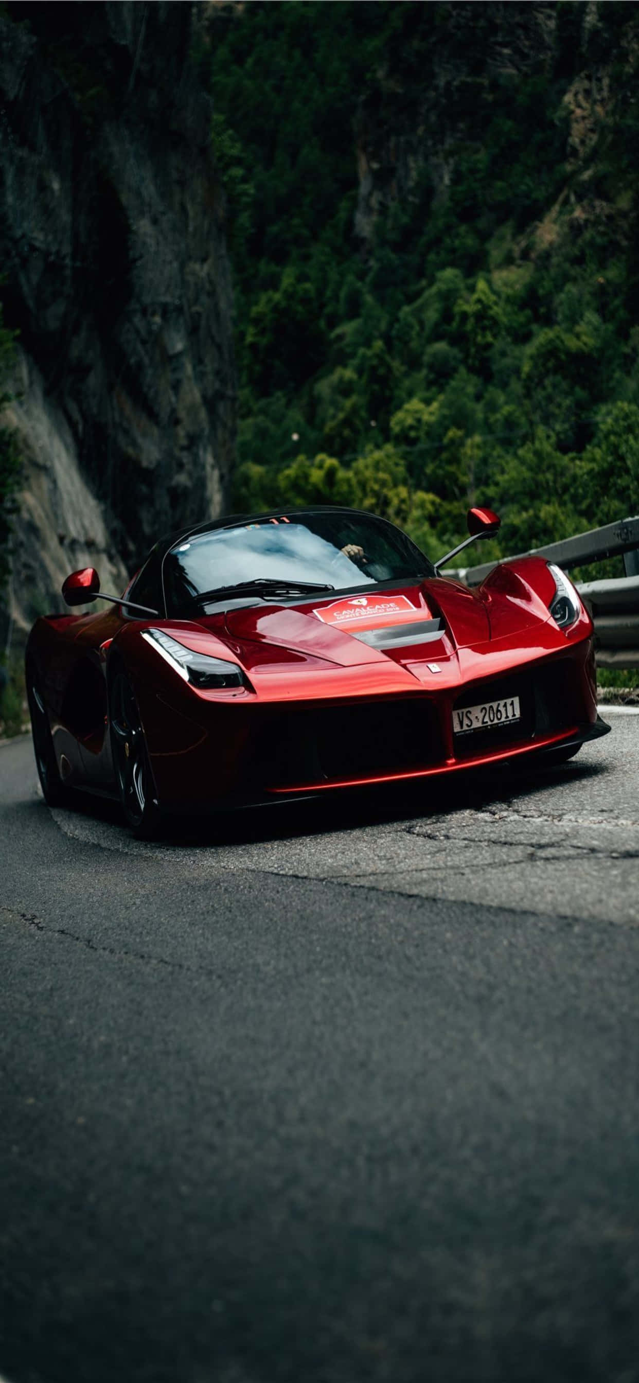 Фон за iPhone XS Max Ferrari гланцово червен LaFerrari Тапет