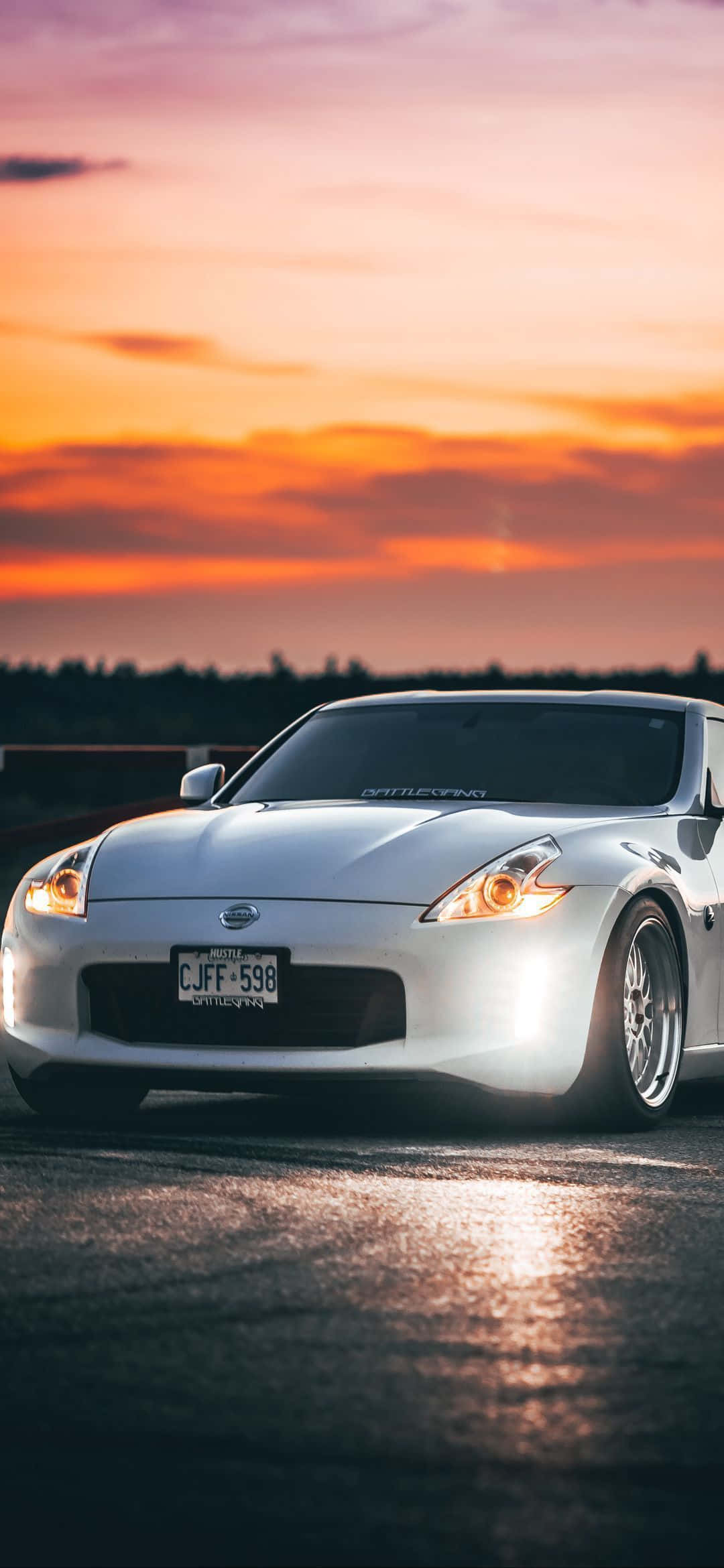 Шофиране в стил - Nissan 350Z на iPhone Тапет