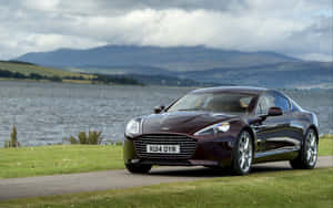 Aston Martin Rapide S на пътя — Steam Deck Тапет
