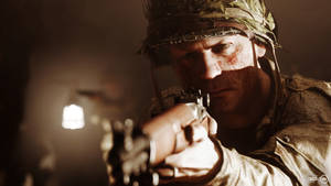 Battlefield 5 4K Близък план с насочен пистолет