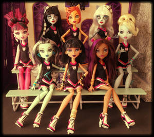 Тапет за Bratz Естетика Котомомиче Серия — Bratz естетика Тапет