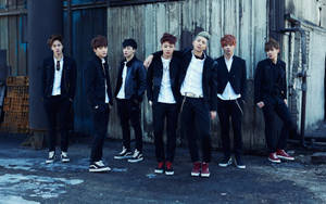 BTS групова снимка Skool Luv Affair тапет — Bts групова снимка GIF Тапет
