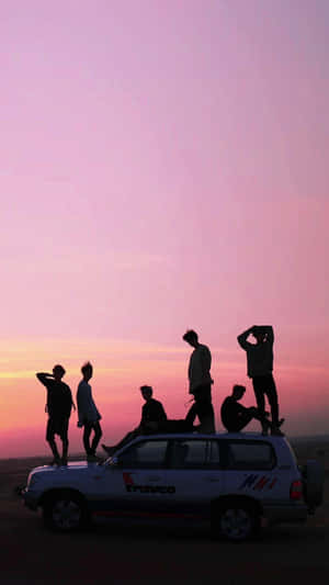 BTS Лилаво небе за iPhone