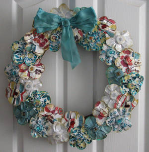 Christmas wreath with blue ribbon тапет — Pixel Watch 5 Тапет