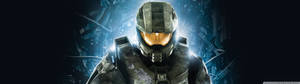 Halo Master Chief преден вид с драматичен заден свет тапет — 32:9 Тапет