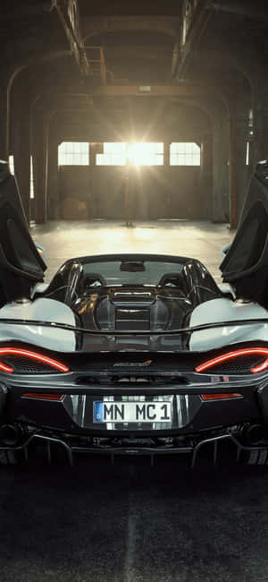 iPhone Xs McLaren 720s Фон — Honor 400 Тапет