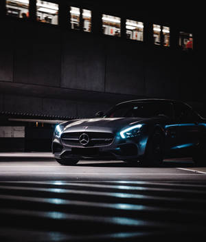 Тапет с Mercedes Benz, светящ в тъмно — Galaxy Z Fold 6 Тапет