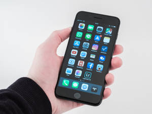 Екран на Iphone 8