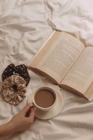 Естетични снимки с книга — Книжна естетика Тапет