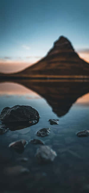 Calm Mobile — Pixel 8a Тапет