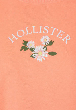 Тапет с илюстрация на три бели цветя Hollister — Нисък контраст Тапет