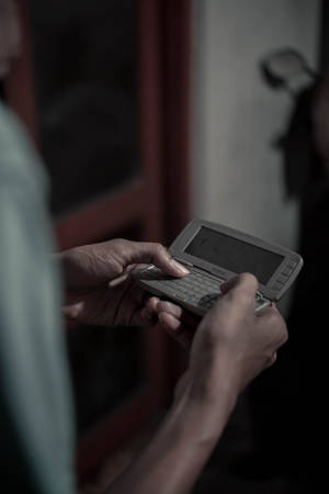 Мобилен телефон Nokia 9300 — Nokia Тапет