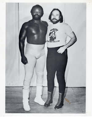 Професионален кечист Junkyard Dog — Черно-бяла естетика GIF Тапет