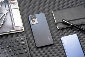 Работен ден с Oppo — Oppo Тапет