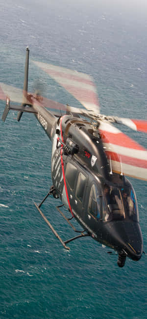 Фон Iphone Xs Helicopters — iPhone 15 Plus Тапет