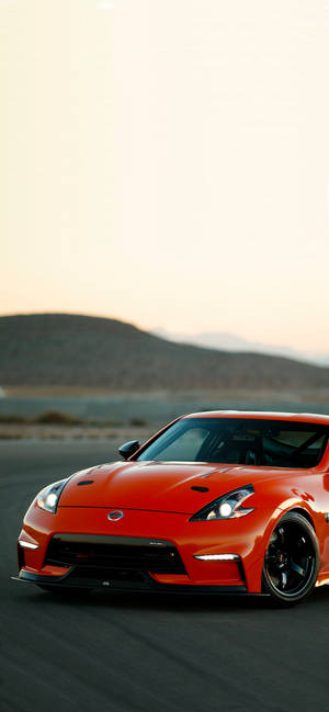 Nissan 370Z — iPhone 15 Pro Тапет